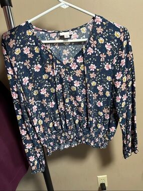 SO Navy Floral Tie-Front Cropped Tunic